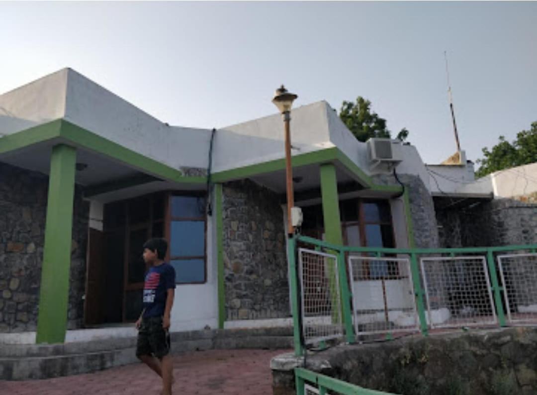 Vamoose Rupmati The Valley Hotel Māndu Dış mekan fotoğraf