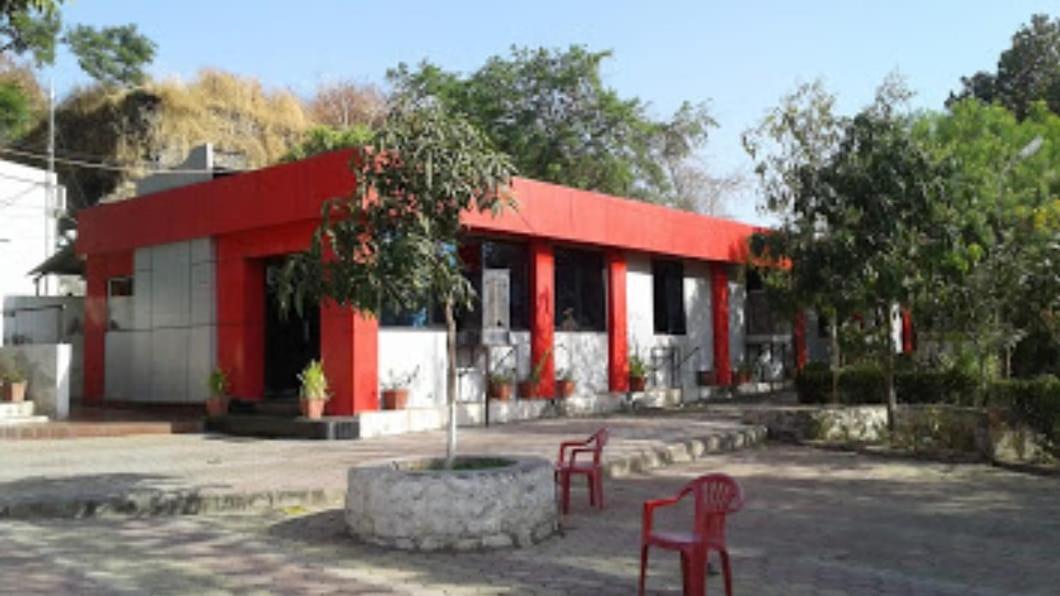 Vamoose Rupmati The Valley Hotel Māndu Dış mekan fotoğraf